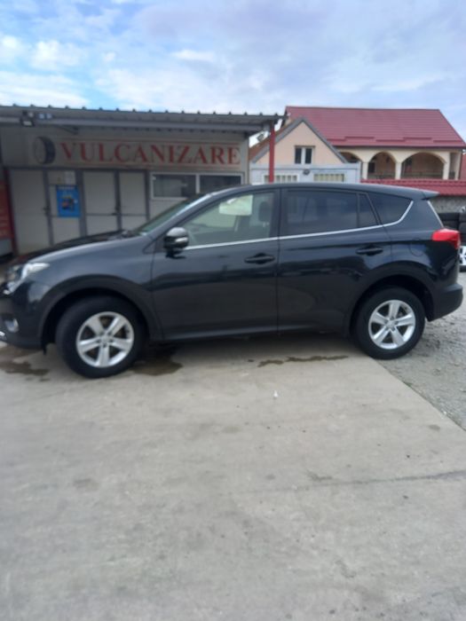 Toyota rav4 de vanzare