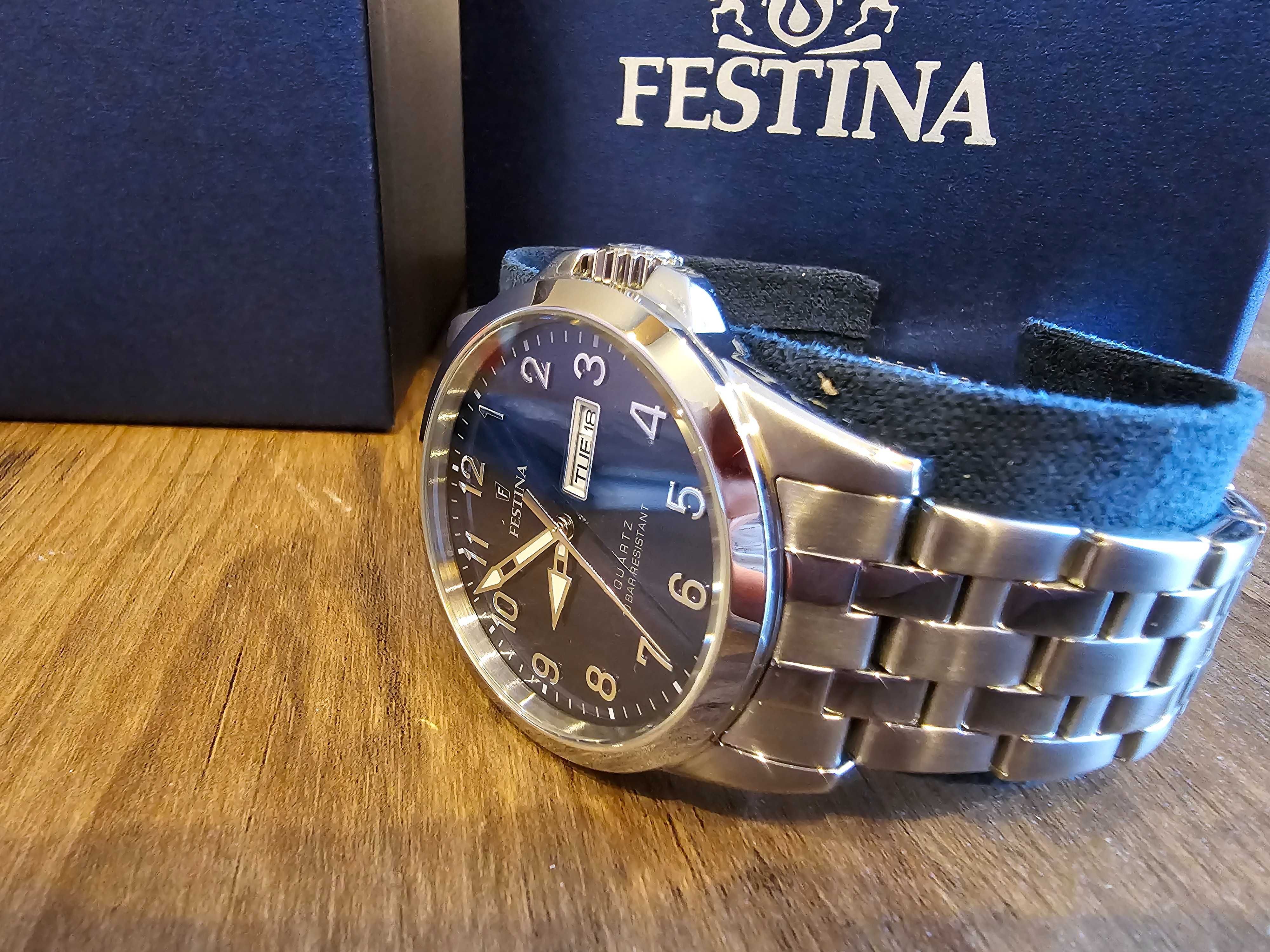Часовник Festina CLASSICS F20357 с гаранция