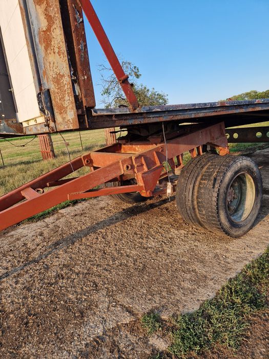 Trailer baloți cu doly