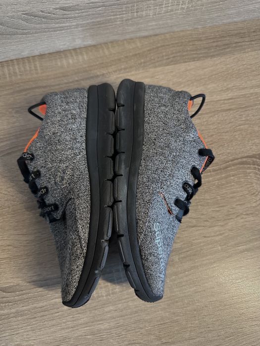 Сиви маратонки Superdry