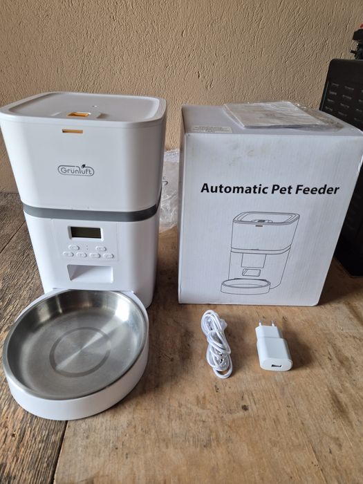 Hrănitor automat Grunluft câini, pisici si cadou.