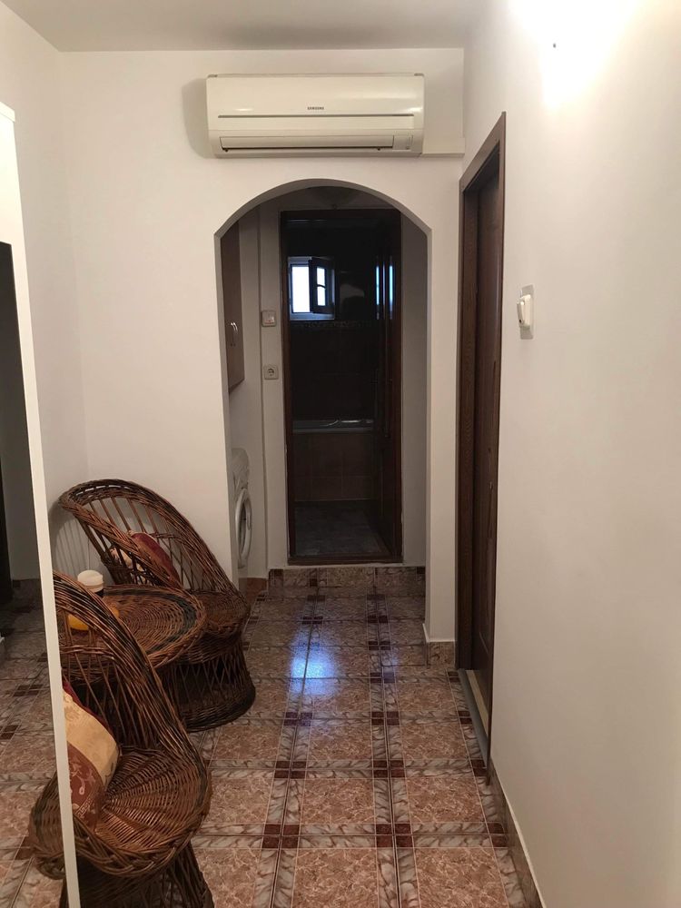 Vand apartament 3 camere