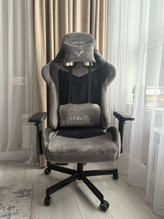 Игровое кресло KNIGHT