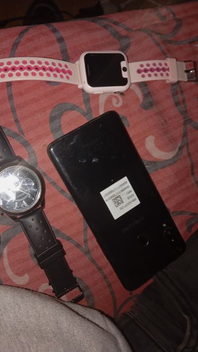 Vând ceas telefon samnsung A207 nou