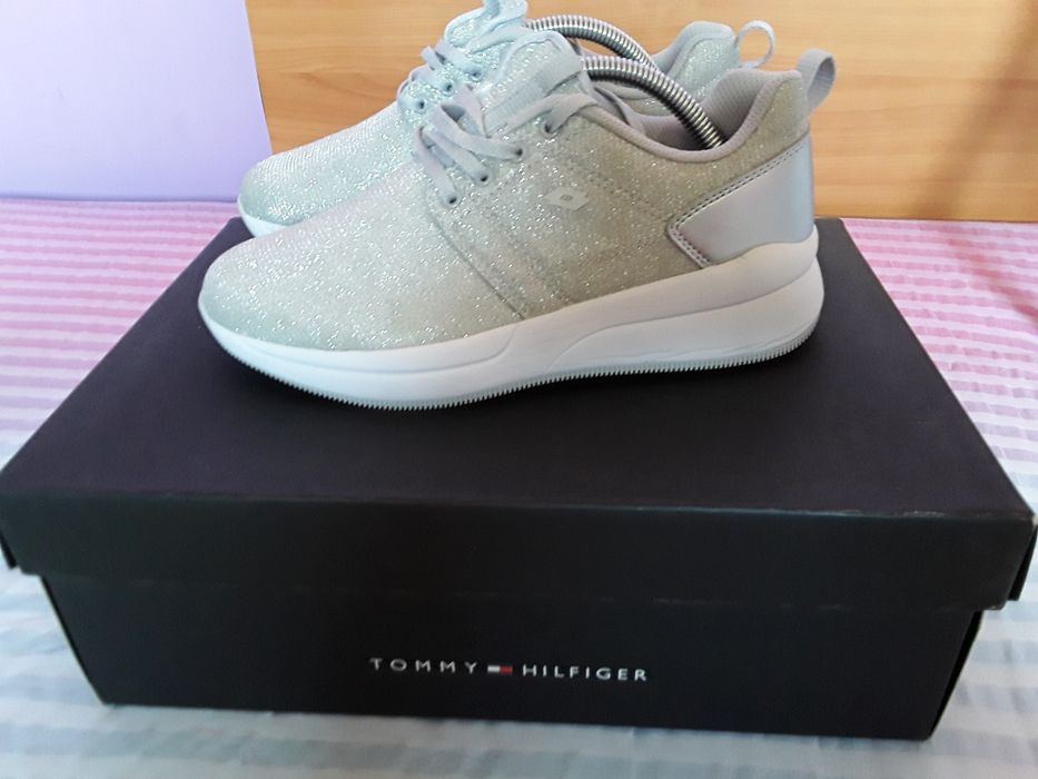 Vând Adidași Damă Loto Mărimea 38 Italia