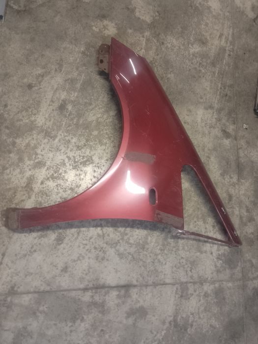 aripa stanga fata ford galaxy 2003
