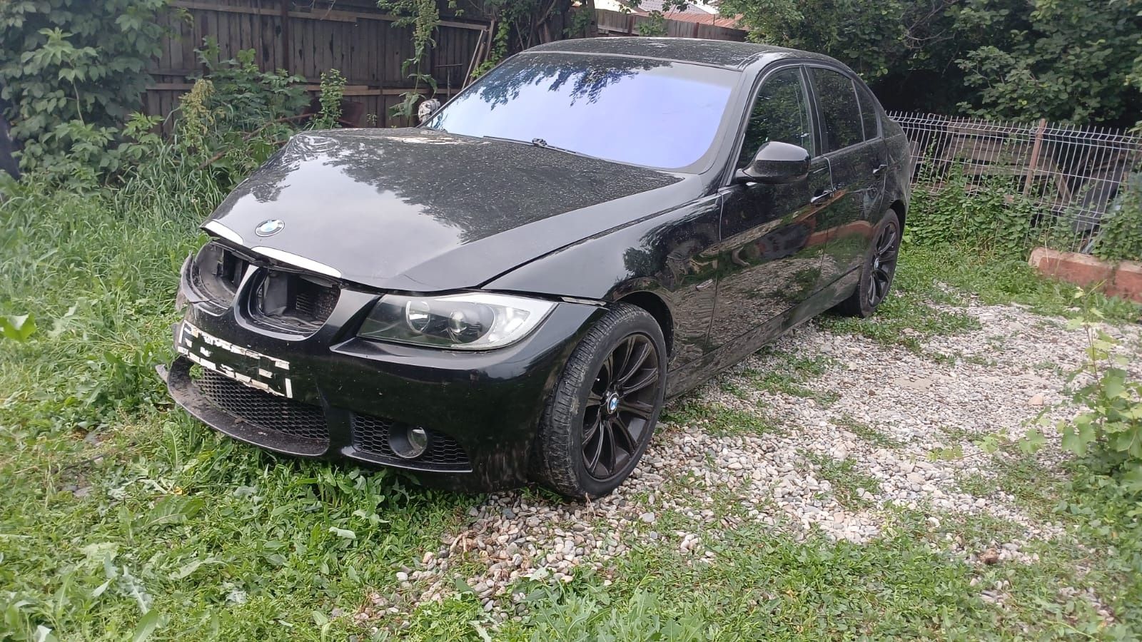 Dezmembrez BMW e90