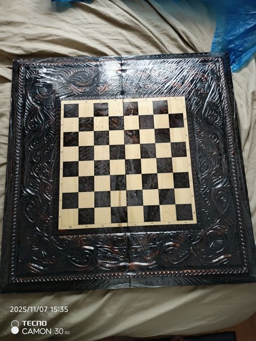 Продаю нарды + шахматы 2/1