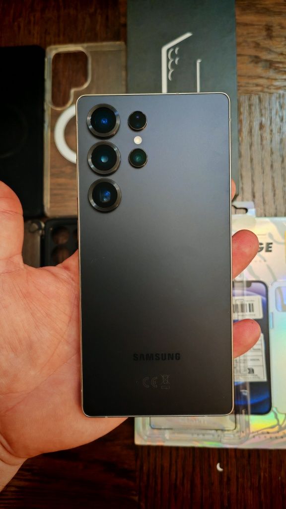 Samsung Galaxy S25 ULTRA 512 GB cu accesorii Cadou baterie 100%