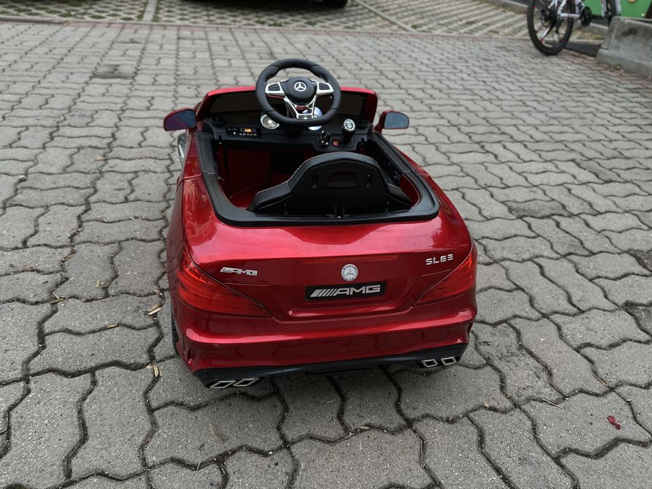 Акумулаторна кола Mercedes-Benz DK- SL63 червен