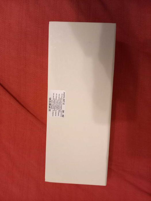 Продавам детски маратонки ASICS