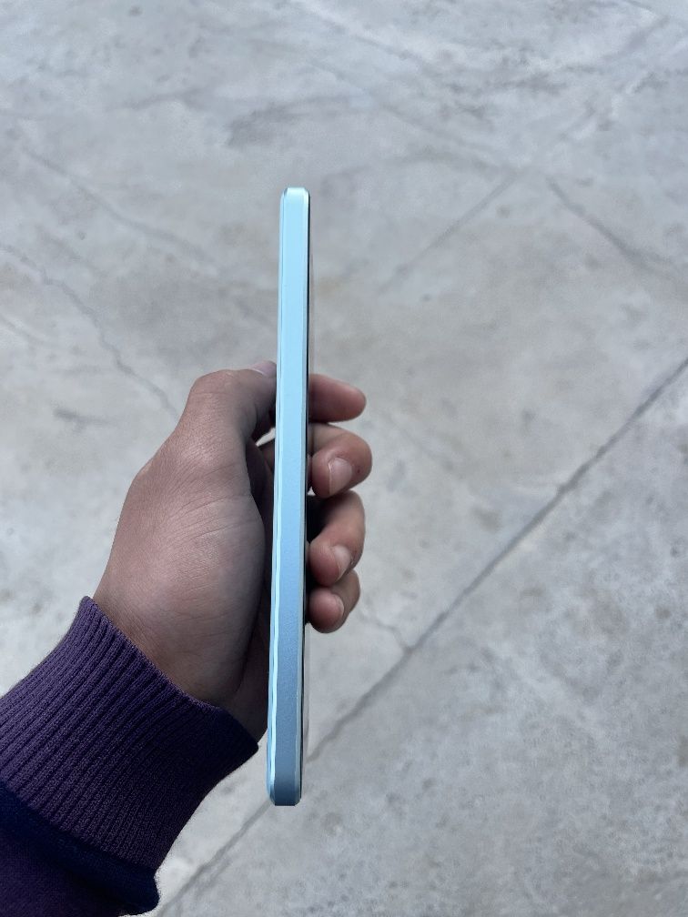 Huawei 11 I nova  8+3/128 GB