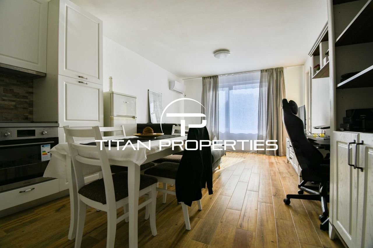 Дава се под наем Двустаен апартамент в София, Зона Б-18 - 81 кв.м за 725 € - Снимка #2
