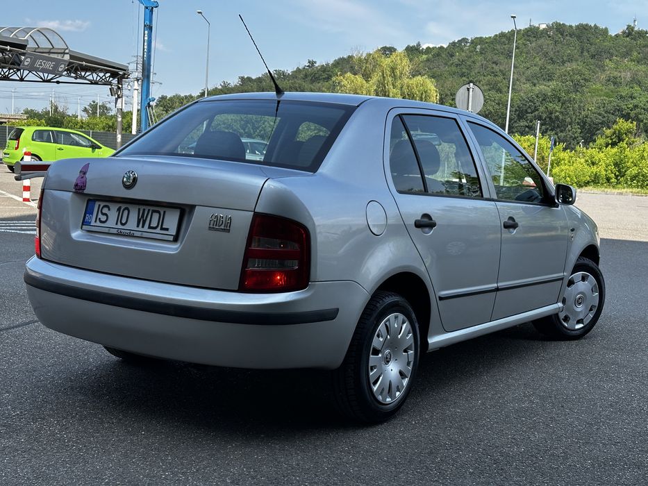 Skoda Fabia 2004 benzina 1.4 Mpi ! Impecabila