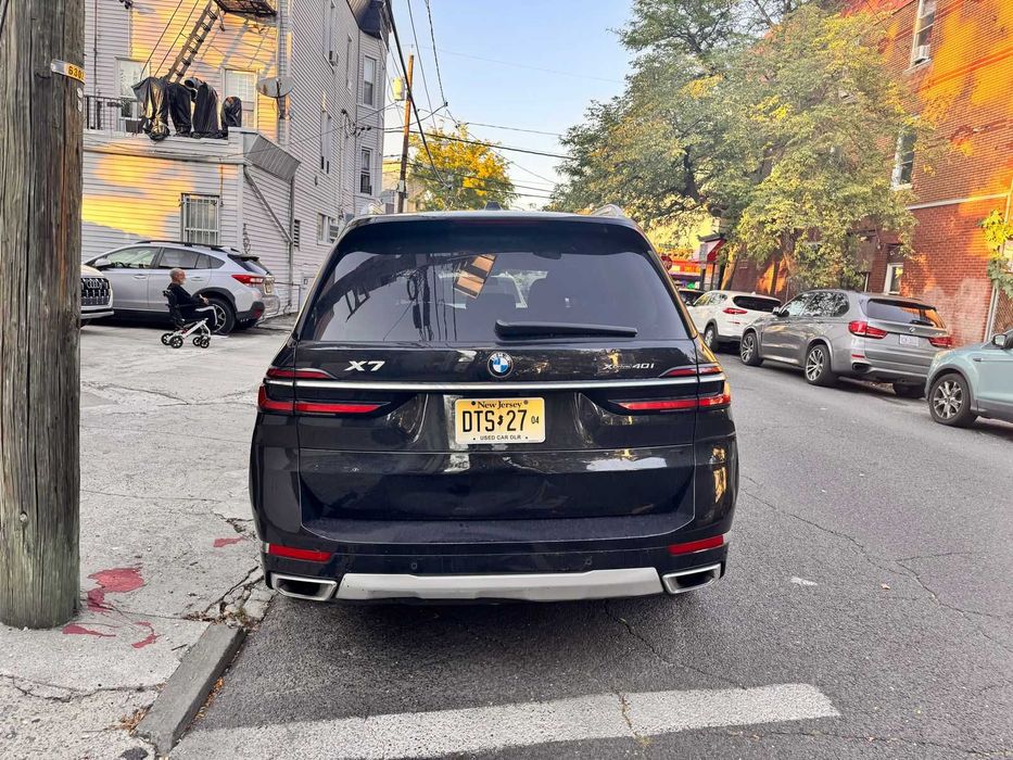 BMW X7 xDrive40i