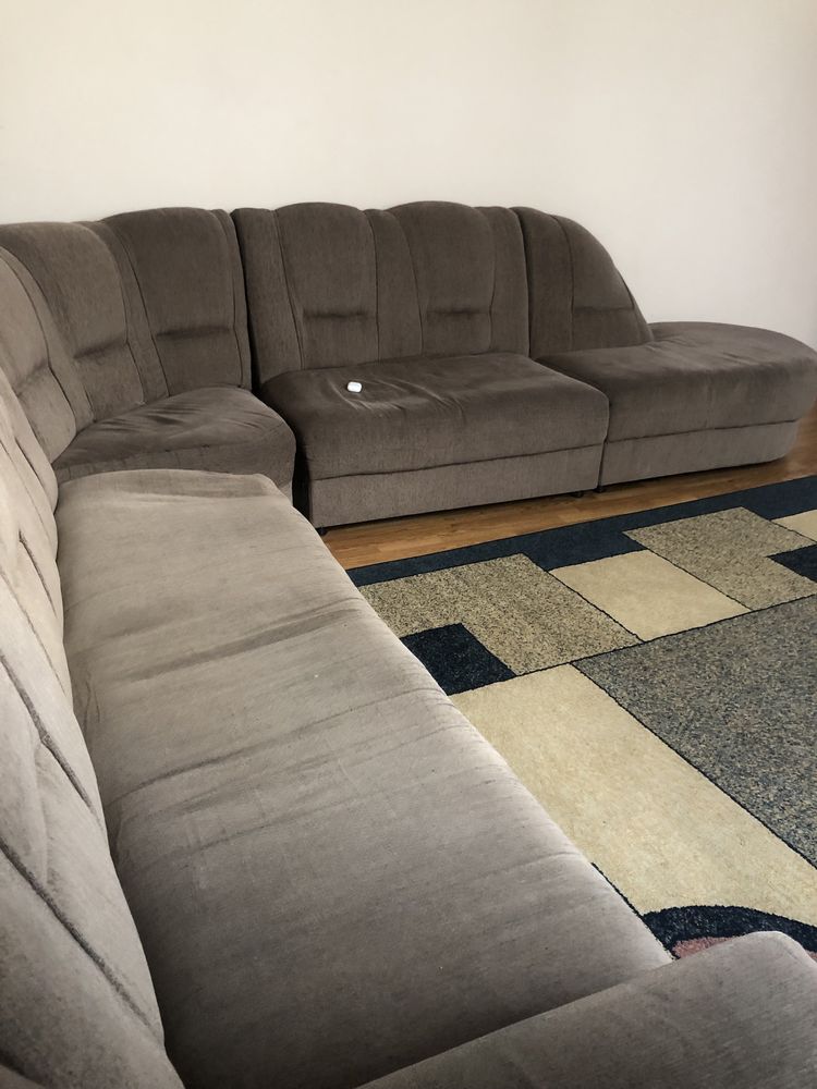 Продам диван раскладной,в удовлетворительном состоянии