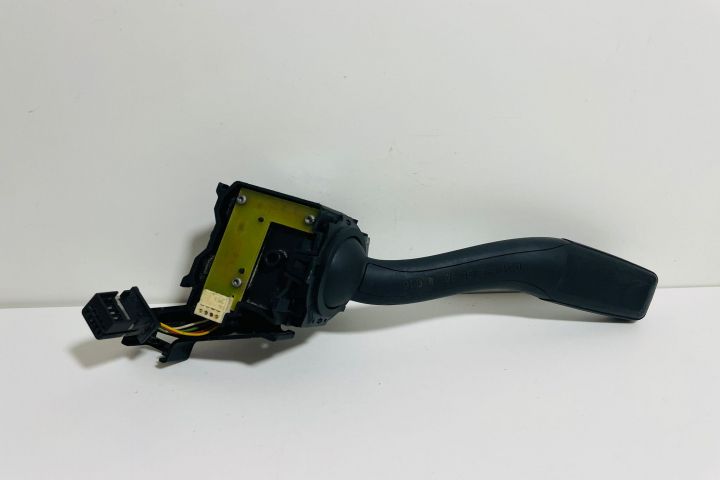 Bloc lumini Maneta Semnalizare 8PO 953 513 A / 8P0953513A Audi A3 8P