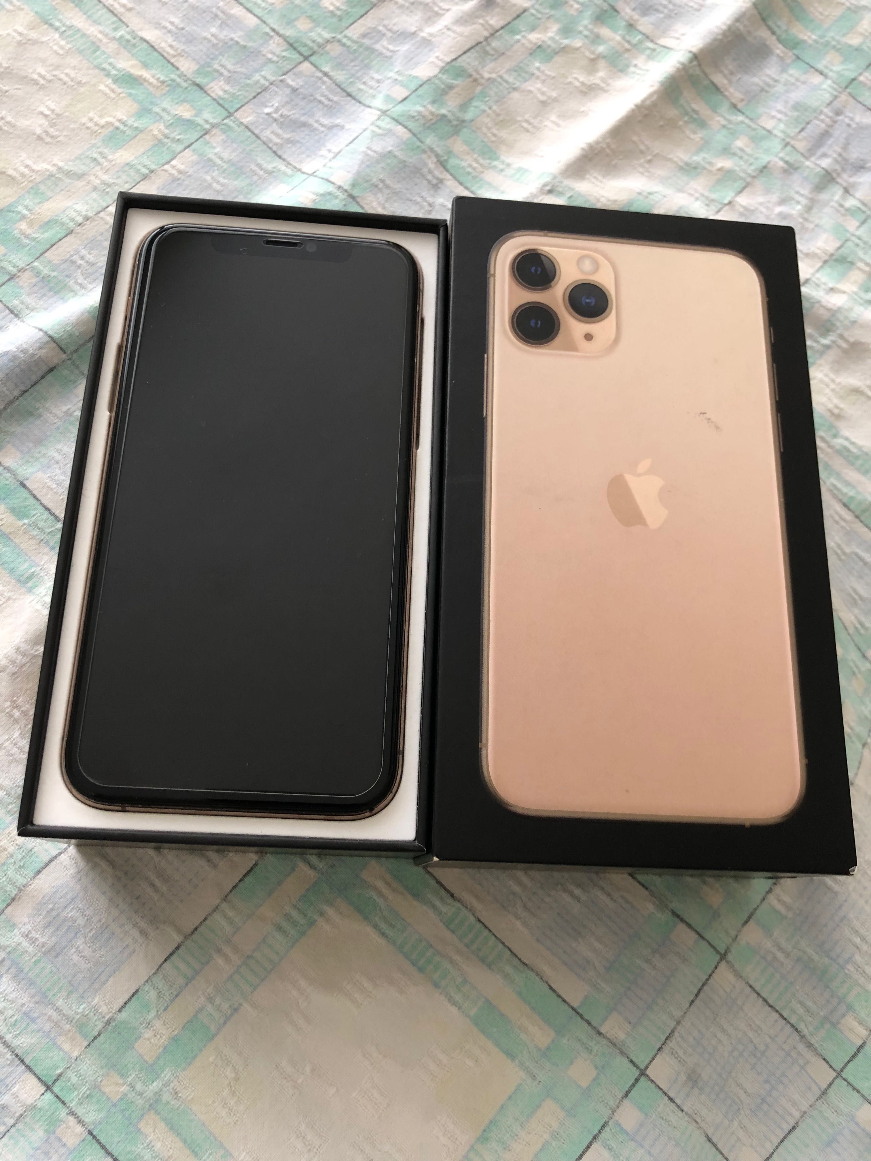 Продавам iPhone 11 Pro Gold 256GB