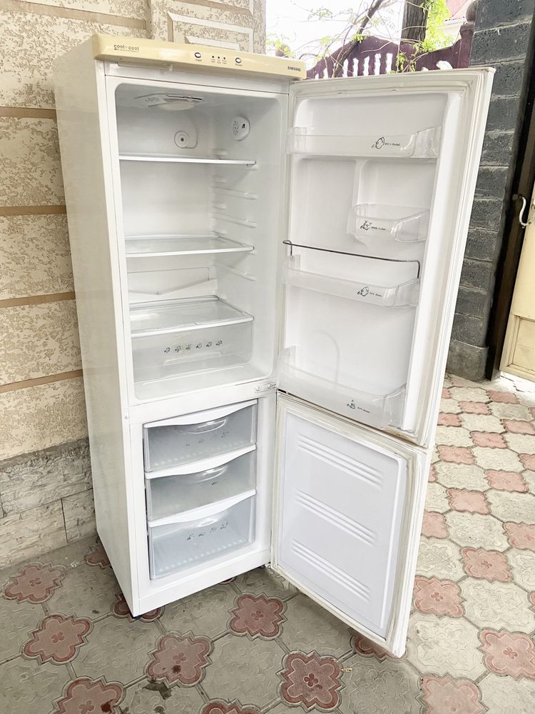 Продам холодильник рабочая