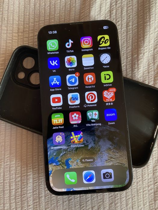 Продам айфон 14 128гб