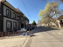 Mirabad Avenue Продается Гостиница 3,3 сотки, 457м2. С доходом 5 000