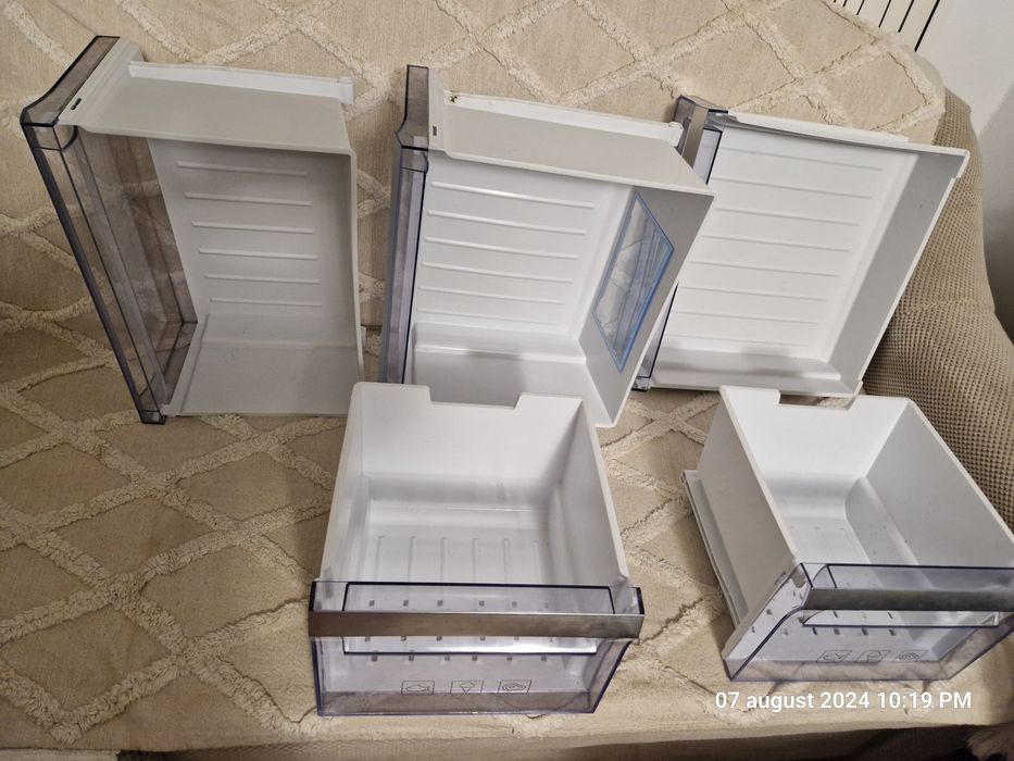 Sertare,rafturi,etajere,geamuri,leduri, frigider