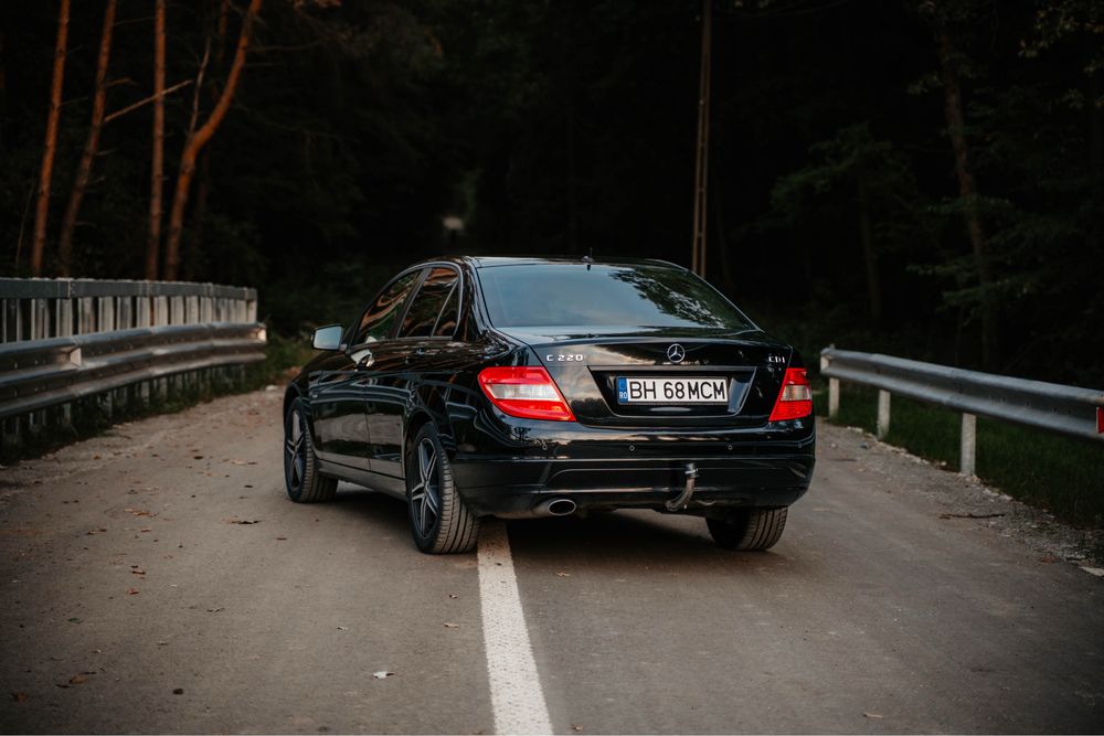Mercedes C-class 2010 w204 220cdi