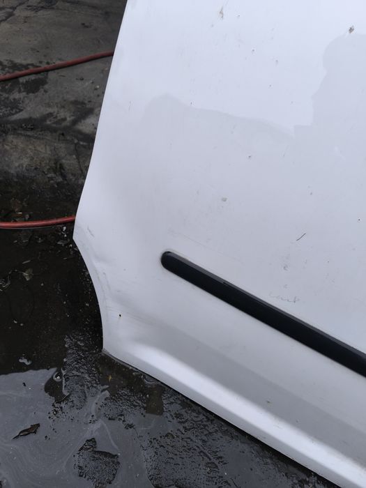 Usa culisanta dreapta Caddy 3