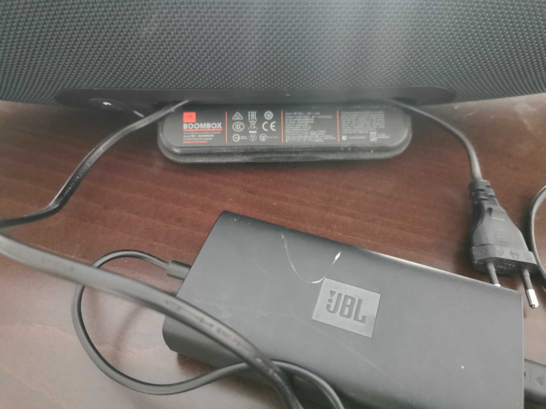 Оригинален JBL BoomBox 1