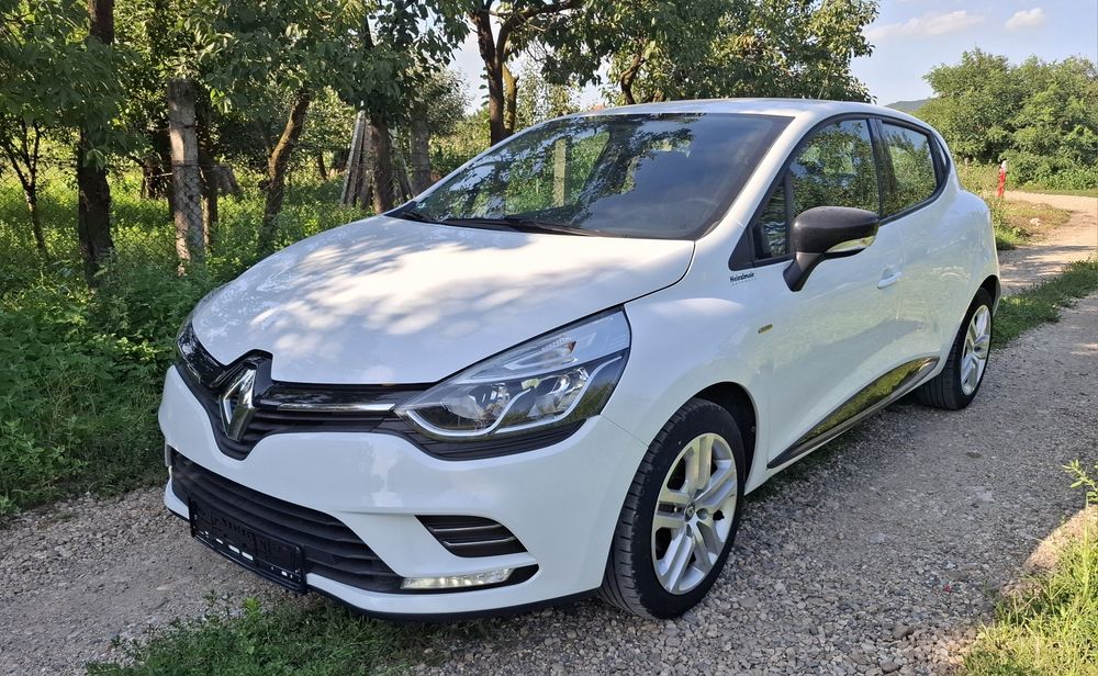 Jetta 1.2 E5 2011  Clio 1.2 Benz E6 2018