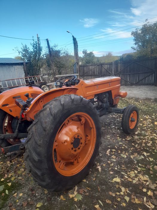 Tractor fiat 550