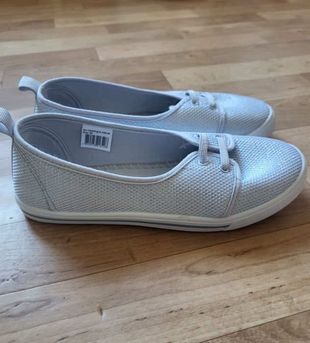 Детская летняя обувь