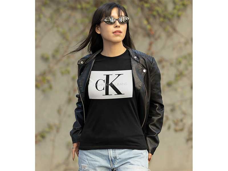 Тениска Calvin Klein принт,модели цветове и размери