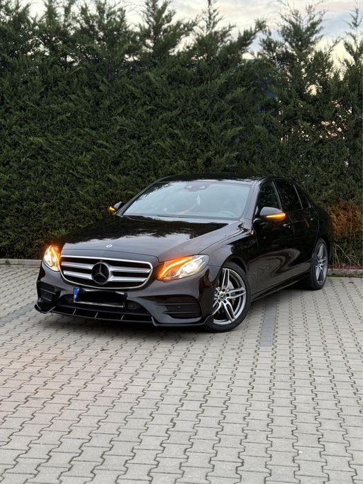 Mercedes E220, pachet AMG, 9G tronic, Tableta mare, 360, head-up