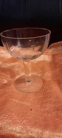 Cupa de sticla vand