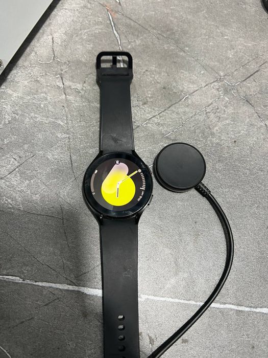 Продается Samsung watch 4