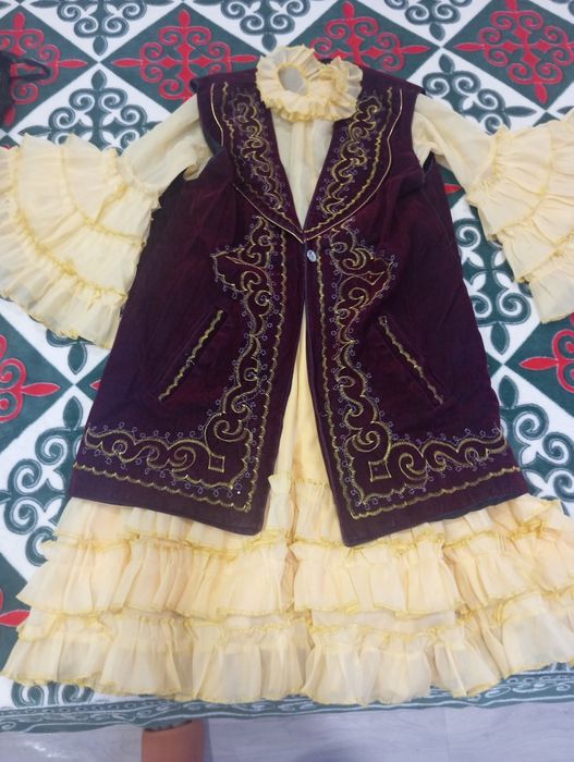 Продам национальный костюм