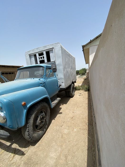 Gaz 52 yaxshi holatda