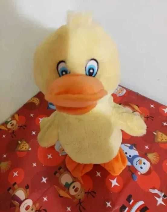 Maca cântă și dansează jucarie pluș cu baterii