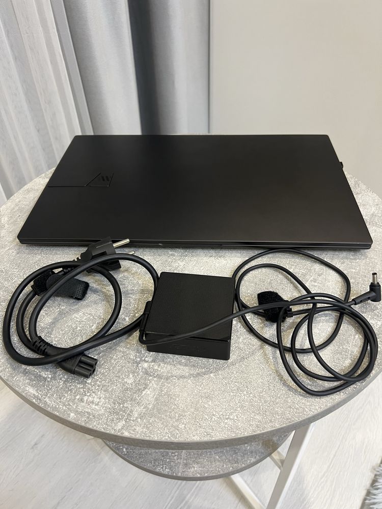 Ноутбук ASUS VivoBook