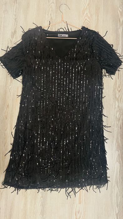 Рокля с пайети М размер