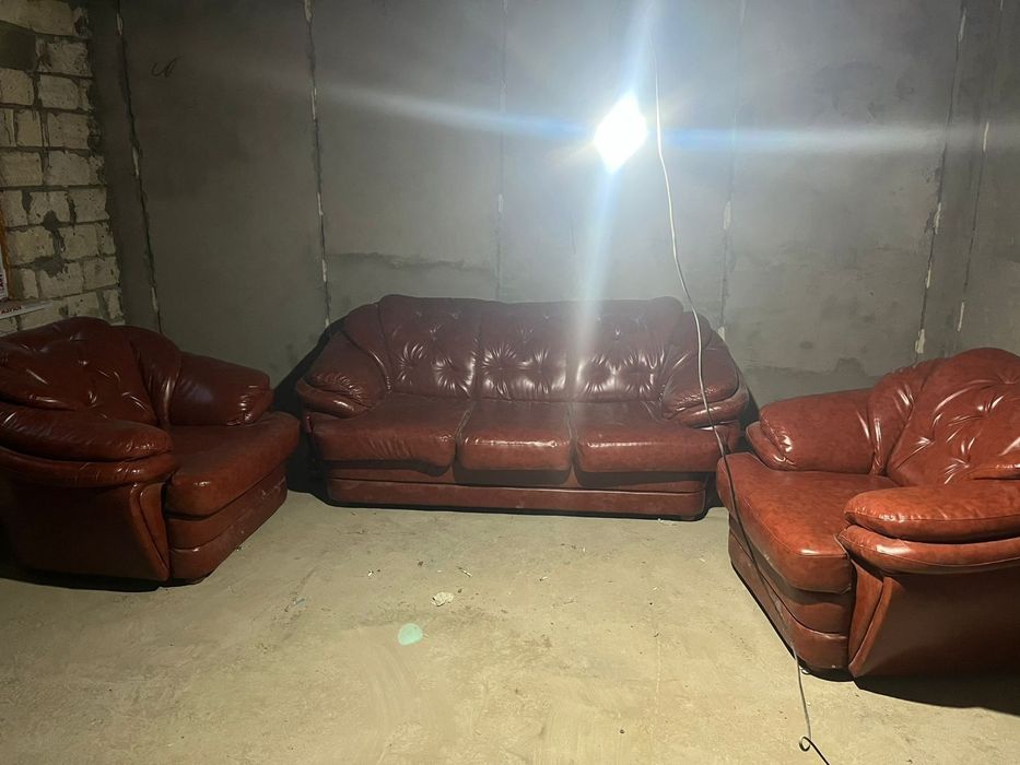 Диван с креслой в отличном состоянии