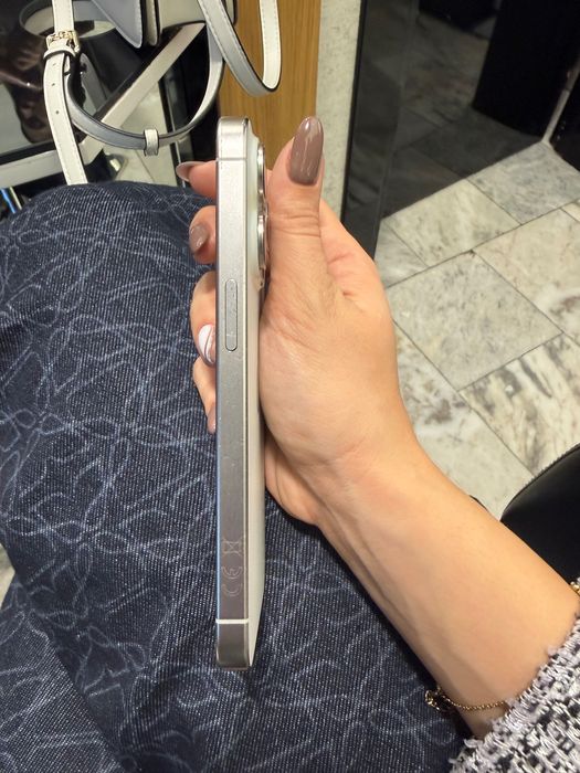 iPhone 15 pro в отлично състояние