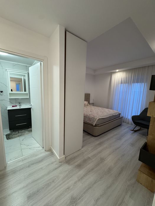 Apartament Spatios 3 camere Cosmopolis