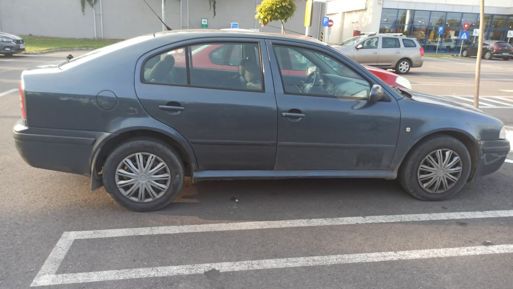 Vand Skoda Octavia Tour