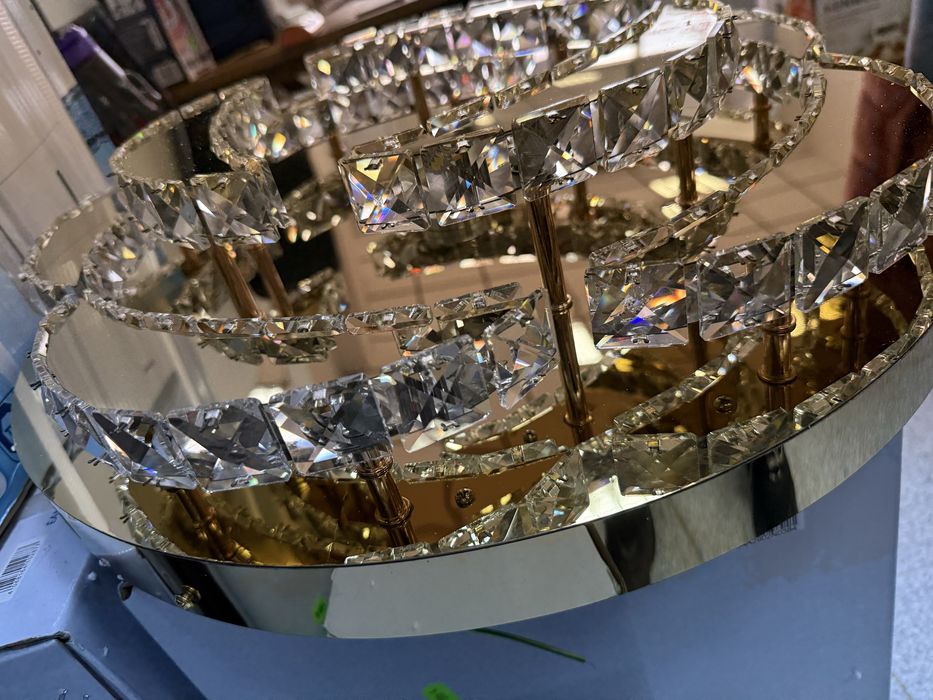 Aplica tavan-cristale si leduri,ventilator