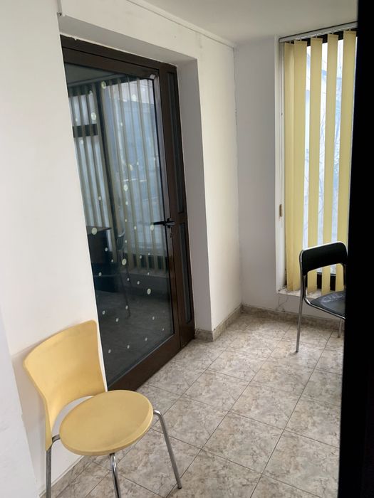 Vând direct – proprietar - spațiu comercial ultracentral în Baia Mare