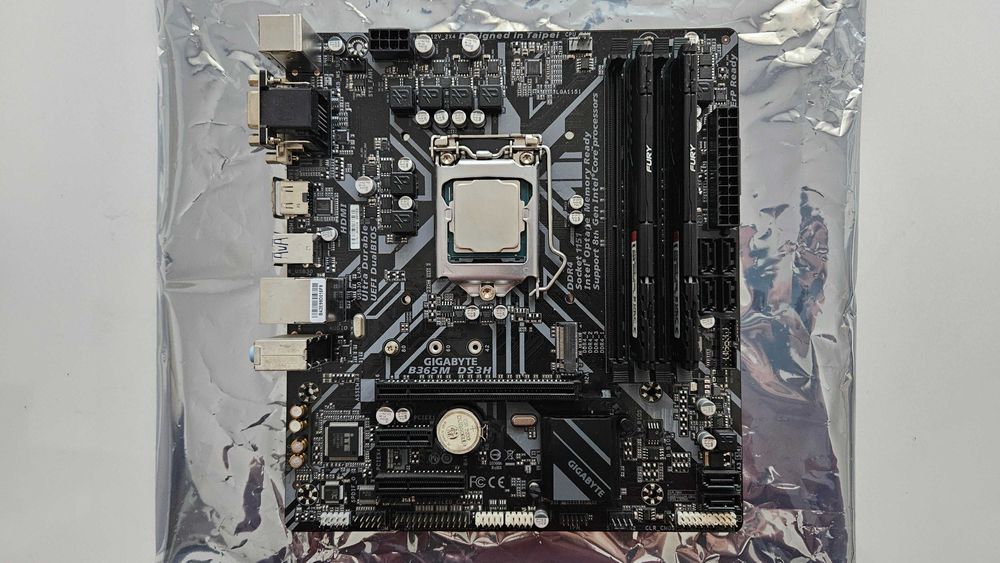 Kit Gigabyte B365M-DS3H-i5 9400F-16GB RAM