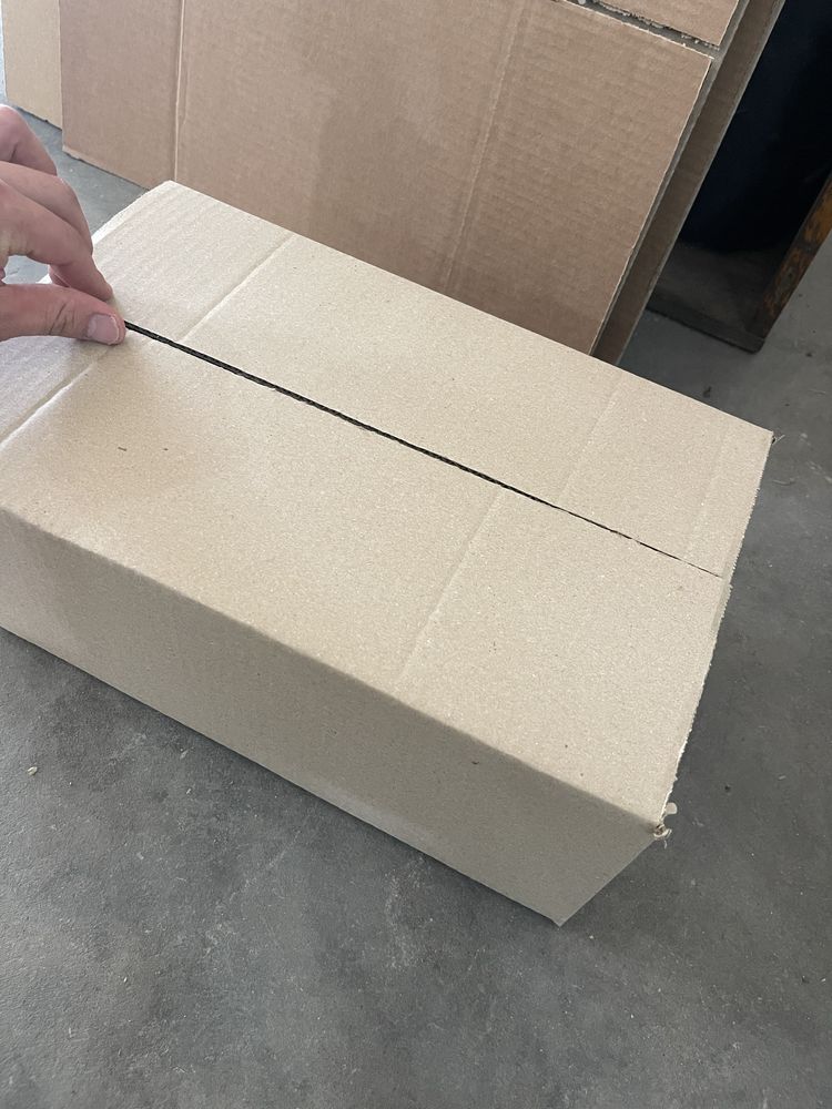 Har xil turdagi gofra kartonkarobka maxsulot lari ni ishlab chiqaramiz