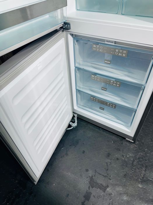 Миеле/Комбиниран хладилник